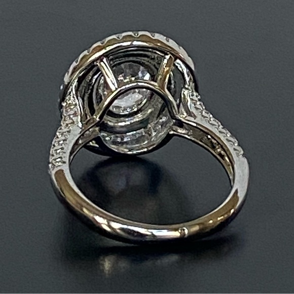 NEW Romantic Cubic Zirconia Silver Ring Size 7 - Picture 5 of 5